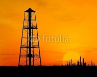 Силуэт нефтяной вышки