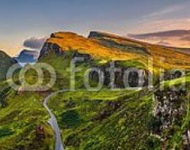 Шотландия, Isle of Skye. Утренняя панорама с серпантином