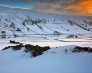 EN GB Dry stone walls and stone barn at Littondale Yorkshire Dales North Yorkshire England