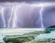 LightningNearPerth EN AU