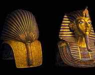 TutankhamunMask ROW