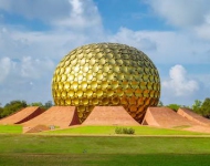 Matrimandir EN IN