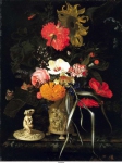 Oosterwyck, Maria van - Цветы в вазе с тиснёными украшениями, ок. 1670-75, 62 cm x 47,5 cm, Холст, масло