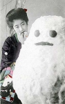 Гейши и снеговики - японские фотооткрытки 1900-х годов