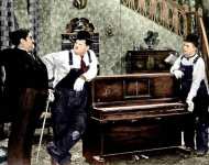 Laurel and Hardy (Music Box The)C