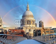 Англия, Лондон. Rainbow over Cathedral St. Paiul