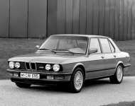 BMW M5 (E28) 1985–87