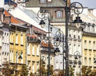 Польша, Варшава. Улица в солнечный день