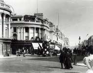 Victoria Station 1920s