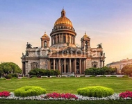 Россия, Санкт-Петербург. Исаакий в цветах
