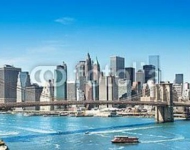 США, Нью-Йорк. Вид на город в безоблачный день