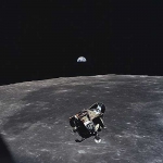 Фотография, в которой за кадром остался только один человек во вселенной, Космос, 1969 год