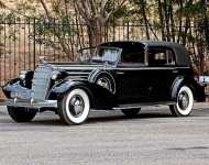 Cadillac V12 370-D Town Cabriolet by Fleetwood 1935