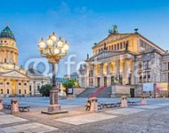 Германия, Берлин. Gendarmenmarkt square at dusk