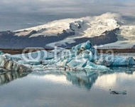 Льды айсбергов в ледяной лагуне Йёкюльсаурлоун