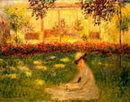 Женщина, сидящая в саду