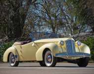 Packard Eight Convertible Victoria by Darrin 1939