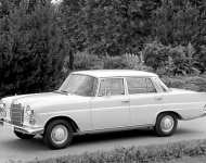 Mercedes-Benz 200D (W110) 1961–65