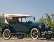 Hupmobile Series R 5-passenger Touring 1922