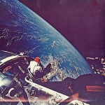 Астронавт Дэвид Скотт в ходе миссии Apollo 9