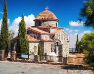 Кипр, храм в горах