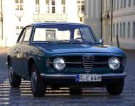 Alfa Romeo Giulia Coupe 1300 GT Junior 1966–71