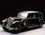 Mercedes-Benz 260D Pullman Limousine (W138) 1936–40