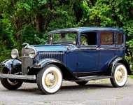 Ford V8 Deluxe Fordor Sedan (18) 1932