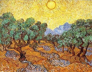 Оливковые деревья с желтым небом и солнцем