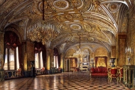 Виды залов Зимнего дворца. Золотая гостиная